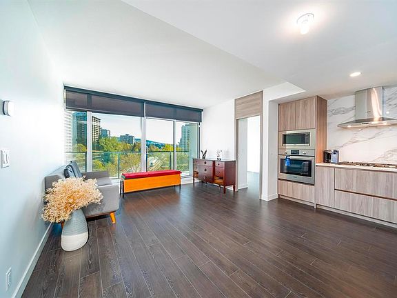 3rd image of 4890 Lougheed Hwy #608