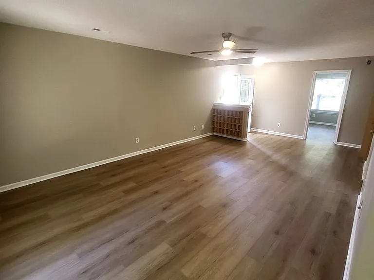 2433 Pleasure House Rd — Photo 9