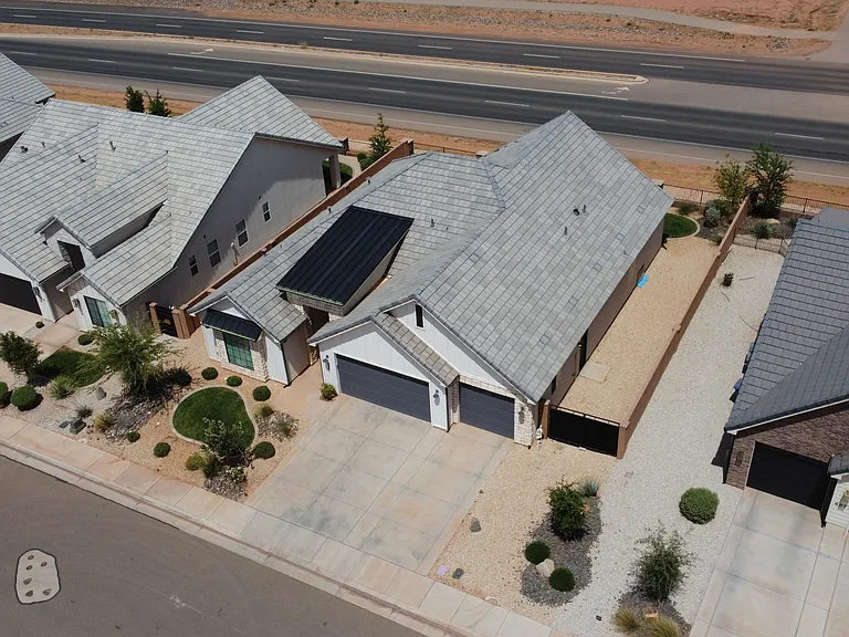 4861 S Resolution Dr — Photo 32