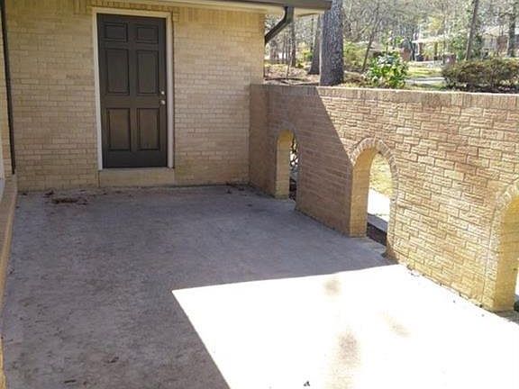 2nd image of 4996 Green Oak Dr