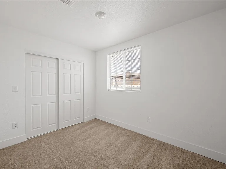 623 N 10th St — Photo 51