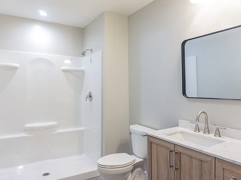 717 Winterberry Ln — Photo 48
