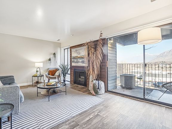 2nd image of 1455 Valley Dr #75-7527