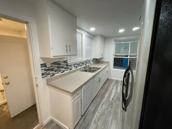 906 H St #A, Marysville, CA 95901