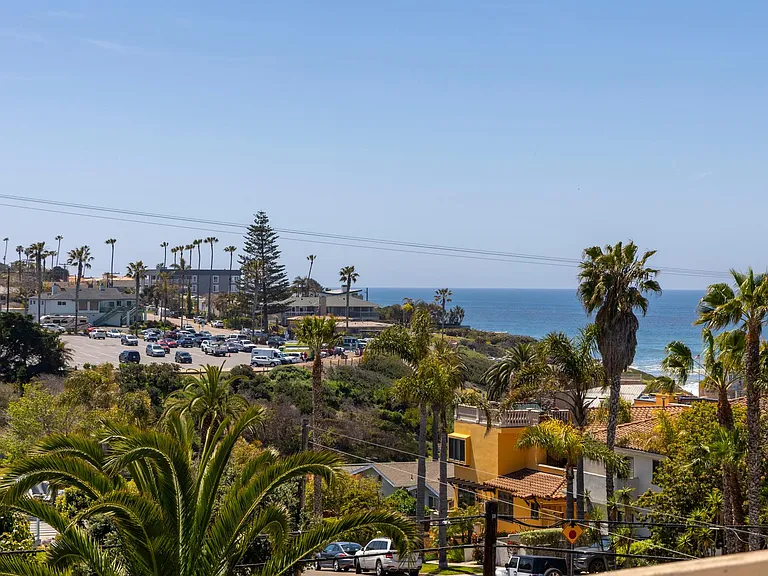 From the exhilarating waves that beckon surf enthusiasts to the trendy boutiques, restaurants, and tranquil nature trails inviting exploration, our town is a treasure trove of experiences waiting to be uncovered