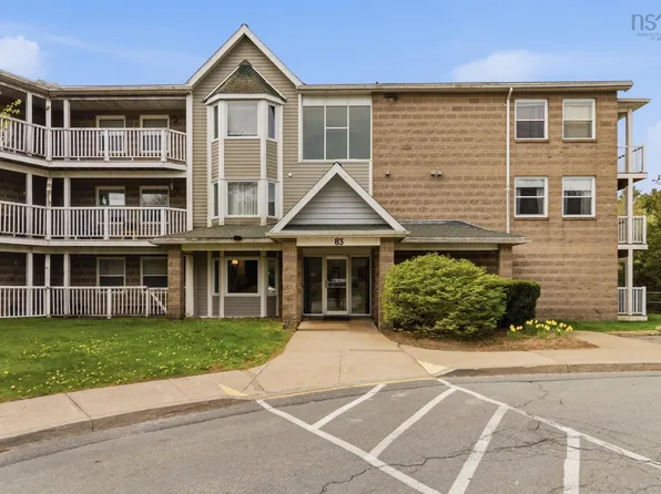 83 Kearney Lake Rd #202, Halifax, NS B3M 4E6