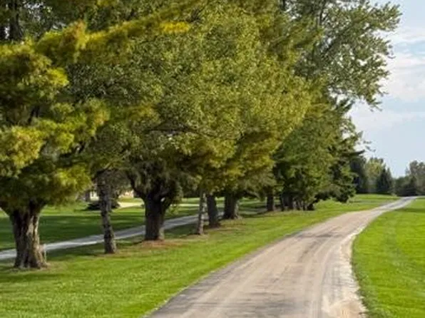 Vac Brookville Rd, Plymouth, MI 48170