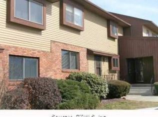 303 Summer Hill Dr, South Windsor, CT 06074