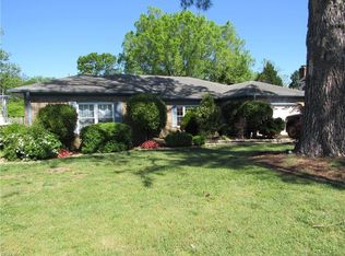 1205 Moorefield Ct, Virginia Beach, VA 23454