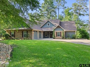 1524 Tanglewood Dr E, Lindale, TX 75771