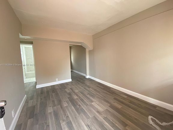 3rd image of 1761 Ali Baba Ave #1