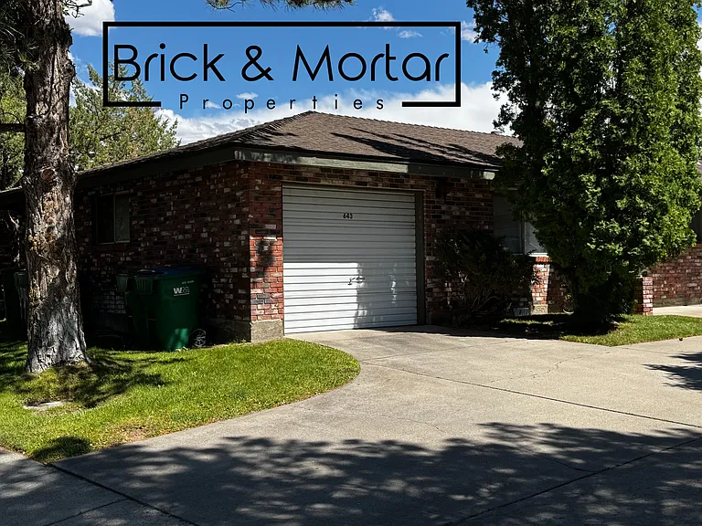 643 Travis Dr — Photo 14