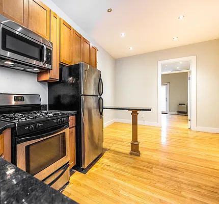 Rented by Nooklyn NYC LLC | media 51