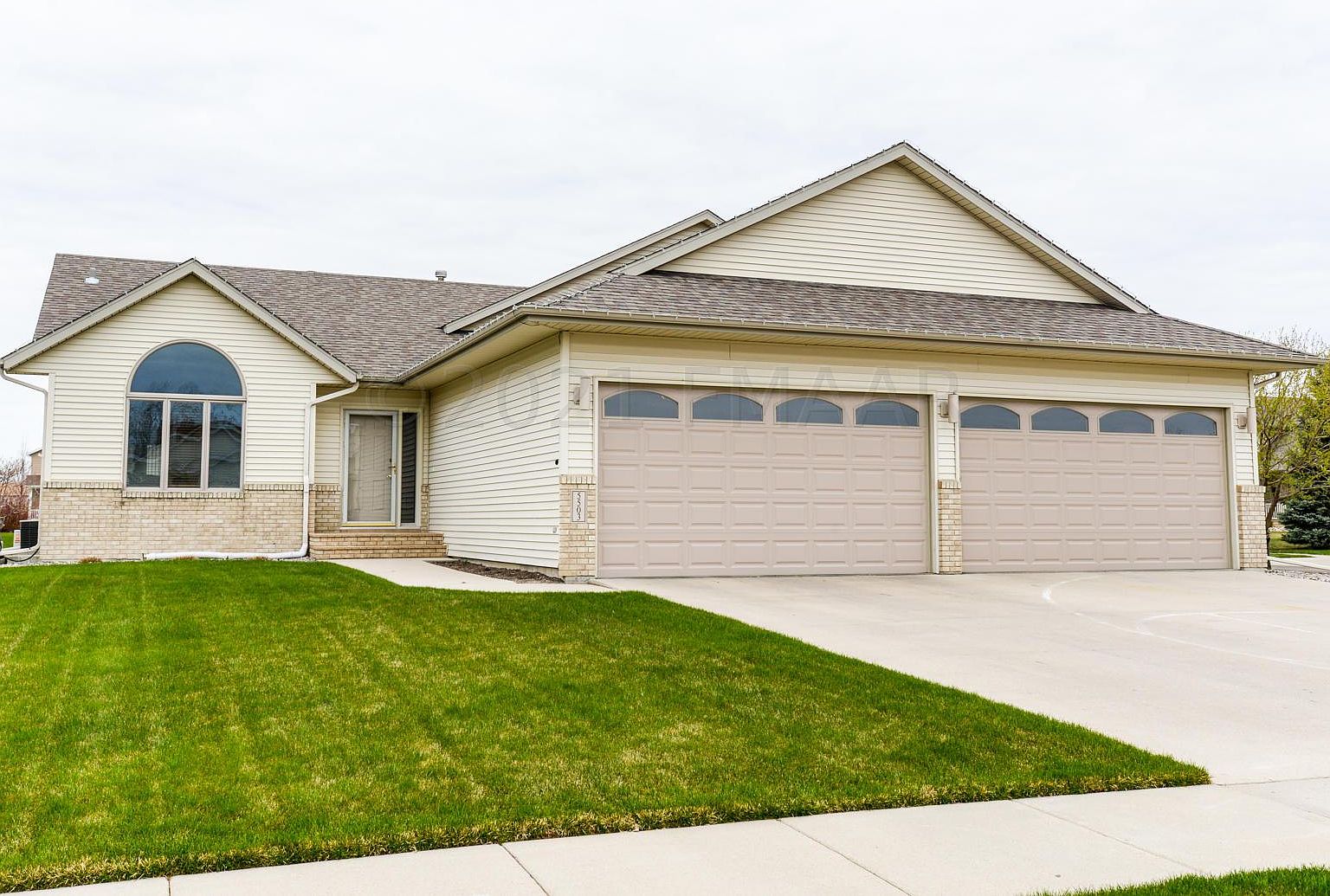 5503 15th St S, Fargo, ND 58104 Zillow