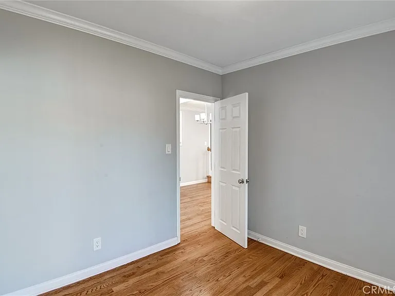 5251 W 124th St — Photo 17