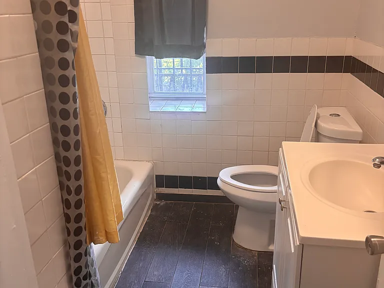 744 Congress Ave #2 — Photo 5