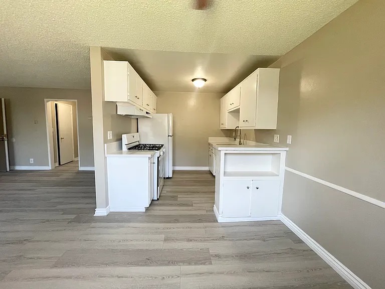 448 Terry Way #D — Photo 5