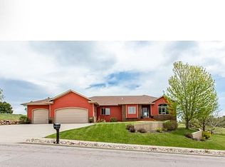 6510 Prestwick Rd, Rapid City, SD 57702