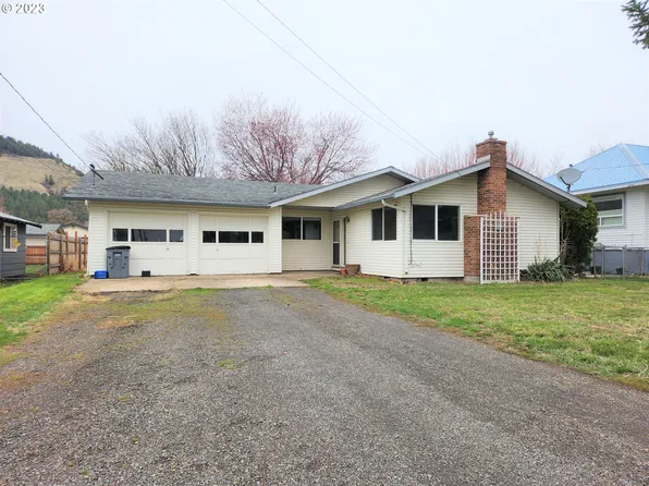 3200 N Oak St, La Grande, OR 97850