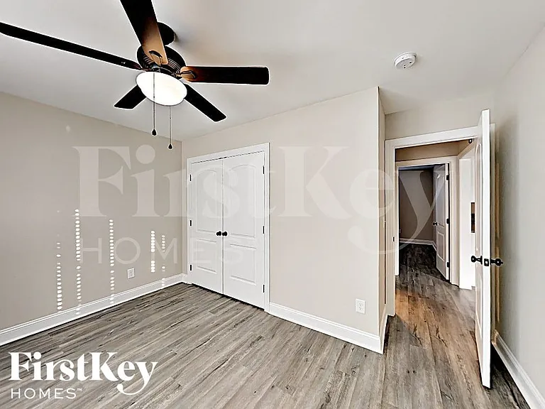 700 Margate Ave — Photo 12