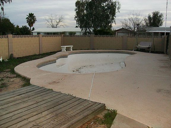 4th image of 10667 N Grand Canyon Blvd