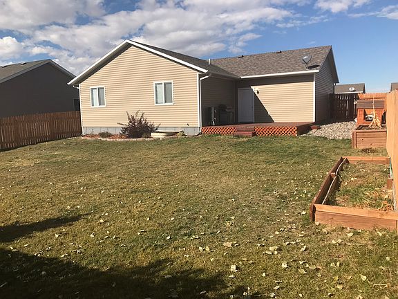 4th image of 605 Olds Dr