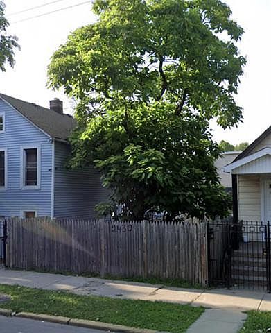 2nd image of 2430 W 25th St
