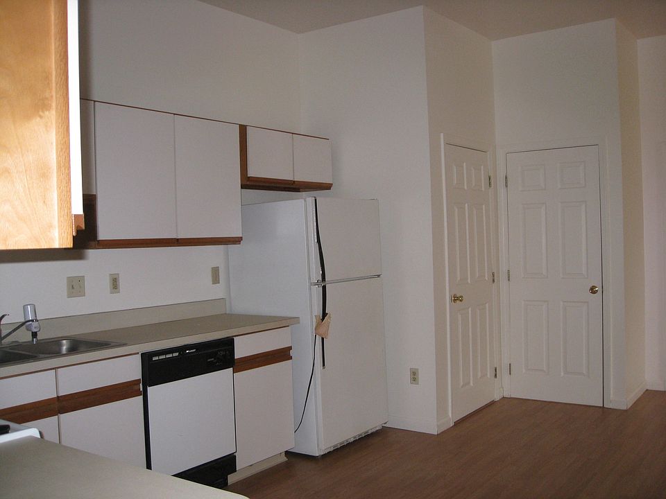 1st image of 3 River St APT 11