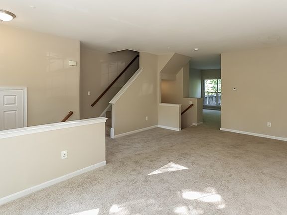 4th image of 10608 Jacksonhole Pl
