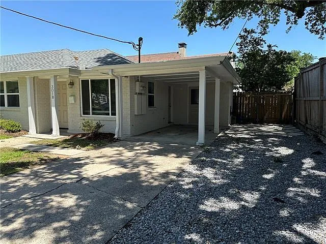 Building Photo - 301 Labarre Dr #B