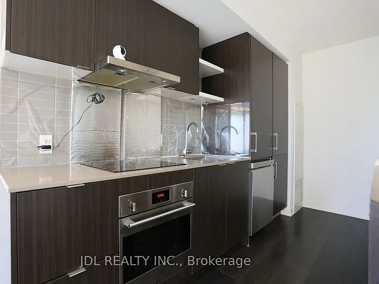 88 Harbour St #1705 — Photo 7