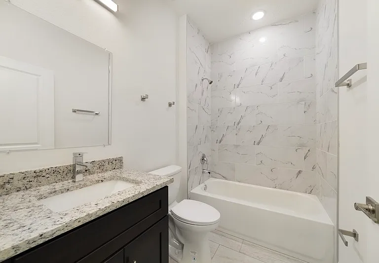 1912 W McNeal Dr — Photo 10