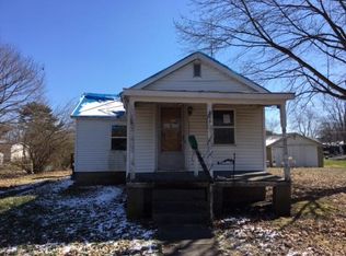 706 Adams St, Humboldt, IL 61931