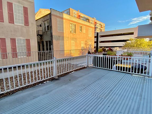 5th image of 210 N 17th St Unit 208