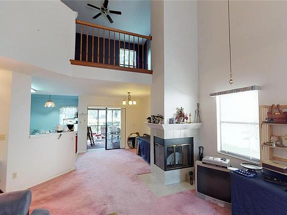 4th image of 4211 Fox Hollow Cir