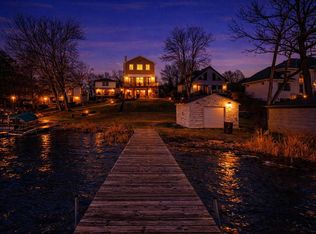 29149 White Oak LANE, Waterford, WI 53185