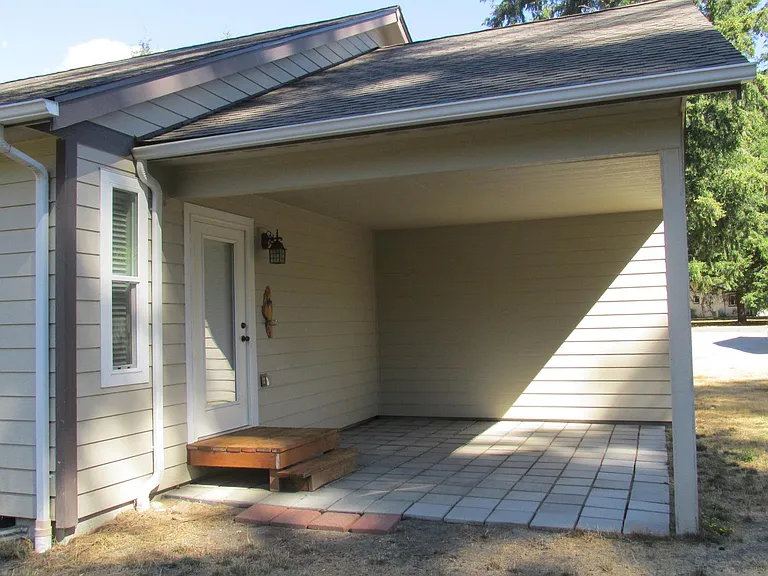 4748 Ida Dr — Photo 16