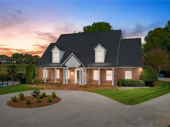 105 Snead Ct, Salisbury, NC 28144