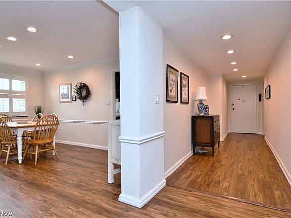 3rd image of 13900 Shaker Blvd APT 812