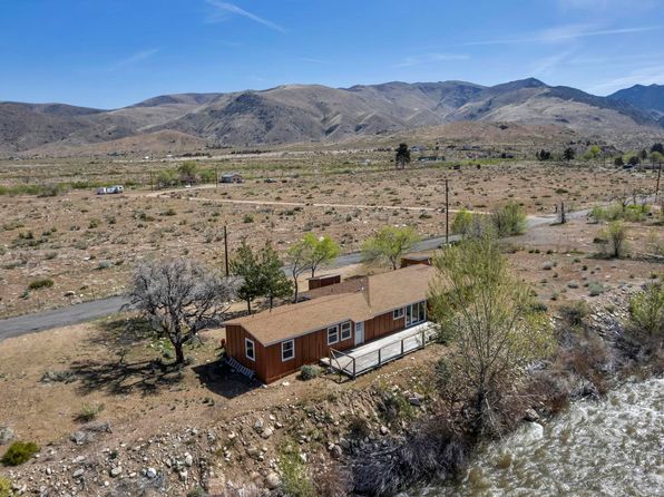 547 N River Ln, Coleville, CA 96107