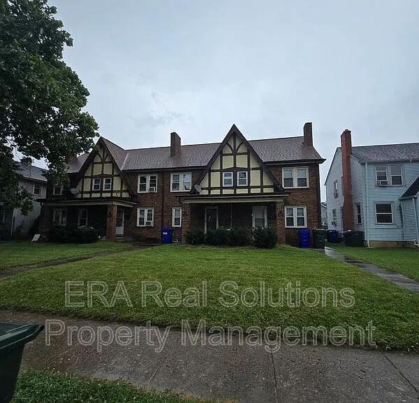 598 S Hague Ave — Photo 1
