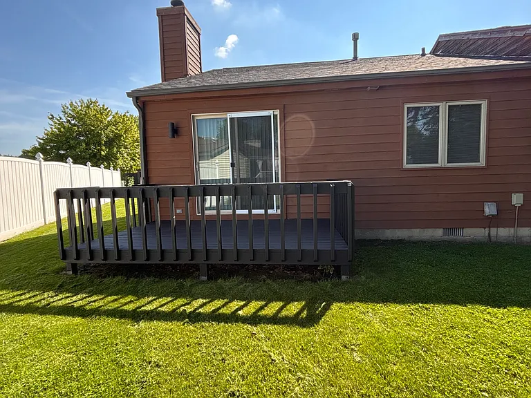 1120 Yale Ave — Photo 3