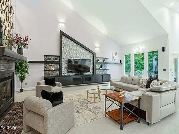 3rd image of 5532 Kesterbrooke Blvd