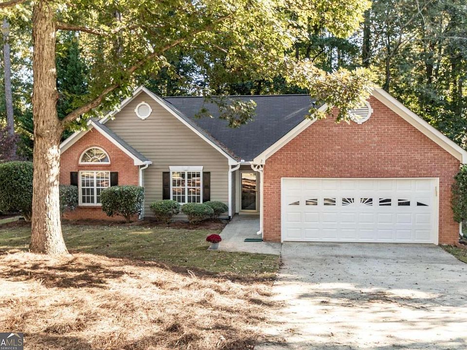 1st image of 2855 Cressington Bnd NW