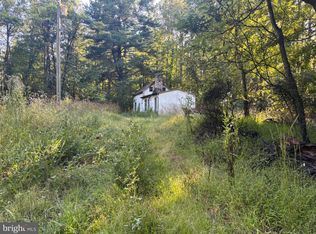 9119 Mountjoy Rd, Marshall, VA 20115