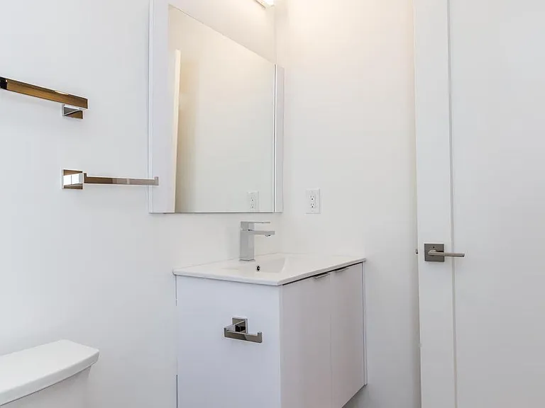 2132 Berges St #1 — Photo 20