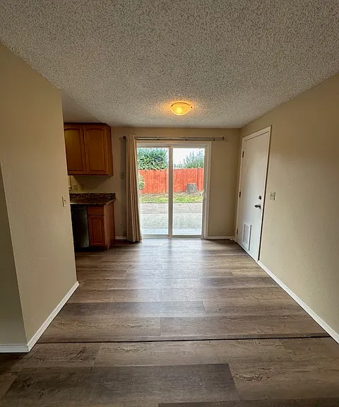 10208 SE 205th St — Photo 9
