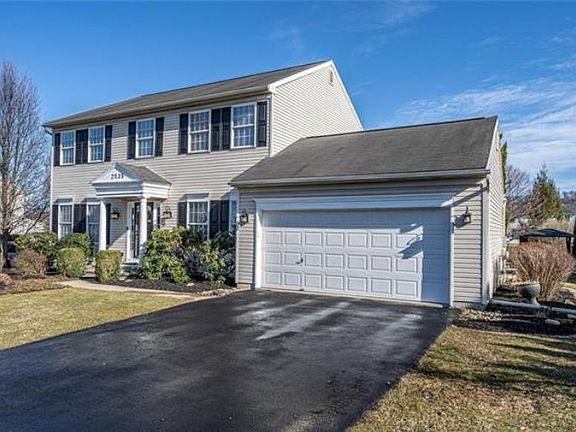 2nd image of 2535 Sheffield Dr