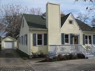 208 S Birdneck Rd, Virginia Beach, VA 23451