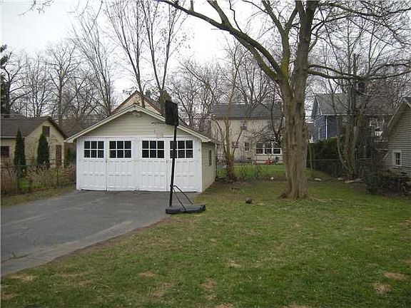 2nd image of 53 Briarcliffe Rd